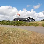 Freek - 400m From The Sea By Interhome Hébergement de vacances Lakolk