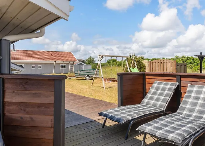 Freek - 400m From The Sea By Interhome *