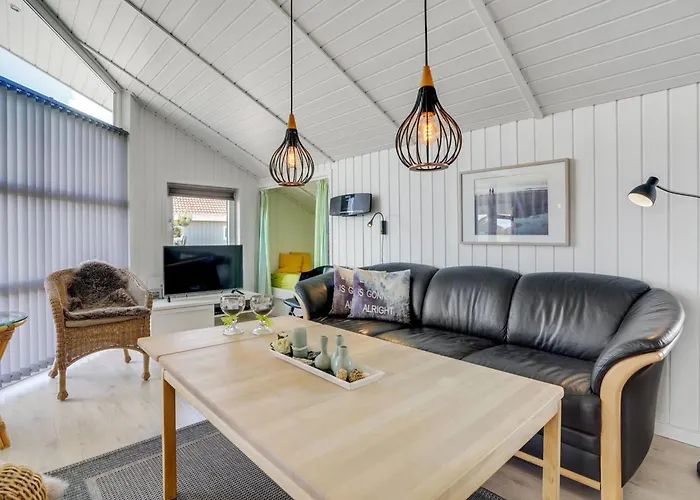 Freek - 400m From The Sea By Interhome * Lakolk