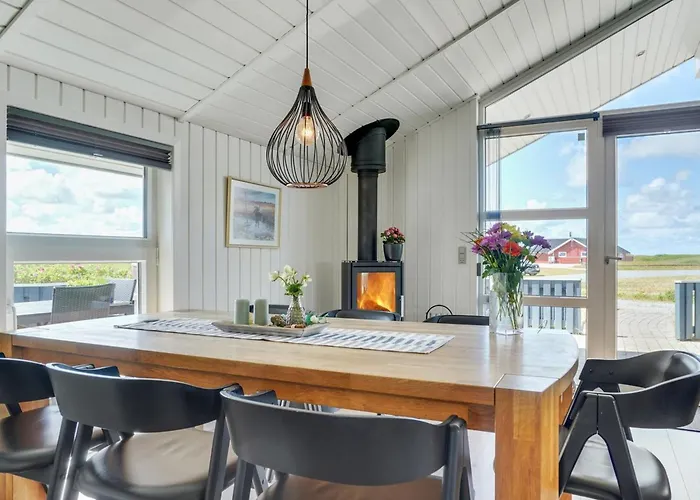 Prázdninový dům Freek - 400m From The Sea By Interhome Lakolk