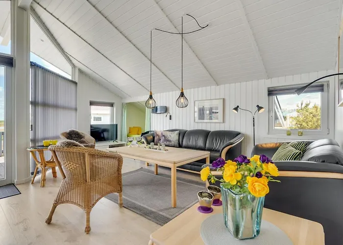 Freek - 400m From The Sea By Interhome *