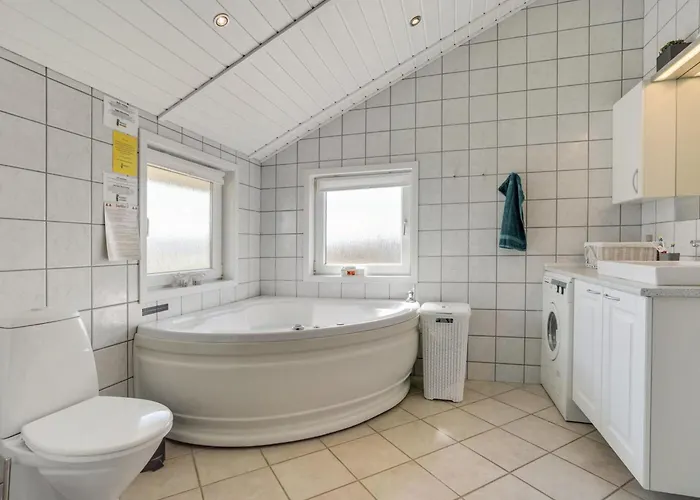 Freek - 400m From The Sea By Interhome *